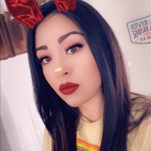 Meet your Posher, Stacy